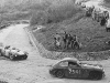 Alberto Ascari wyprzedza Fiata podczas Mille Miglia 1954